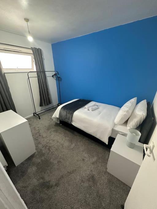 Spacious Flat In West Midlands Бирмингам Екстериор снимка